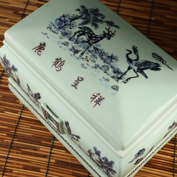 Ceramic urn for ashes - Image 2