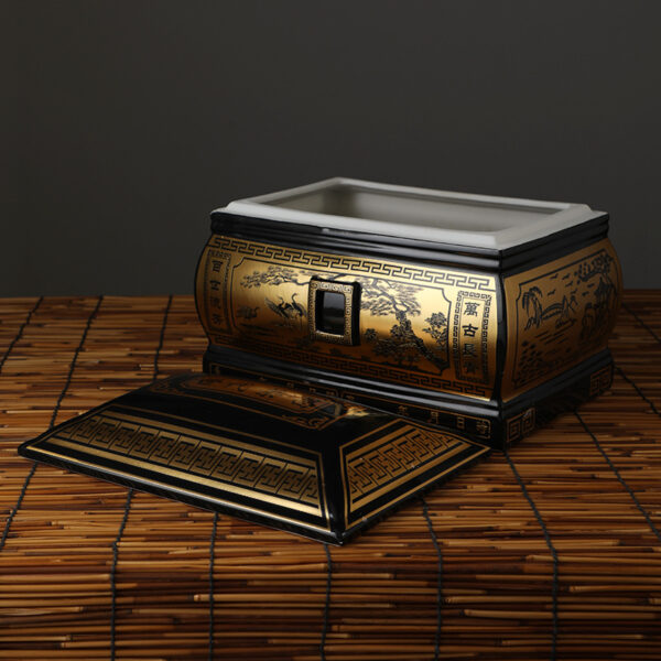 Coffin urn